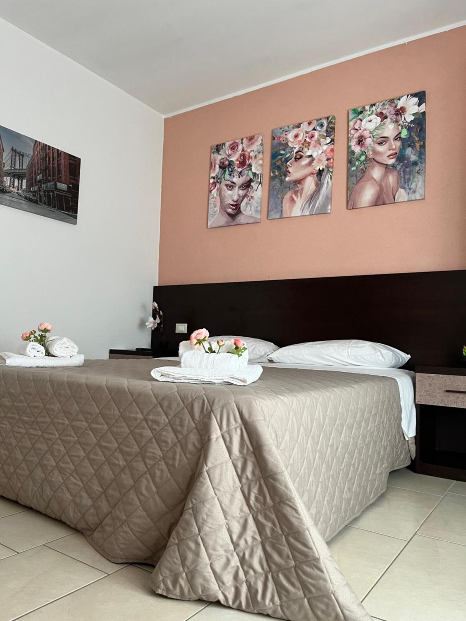 Bed & Breakfast La Rondinella Cerasolo Exterior foto